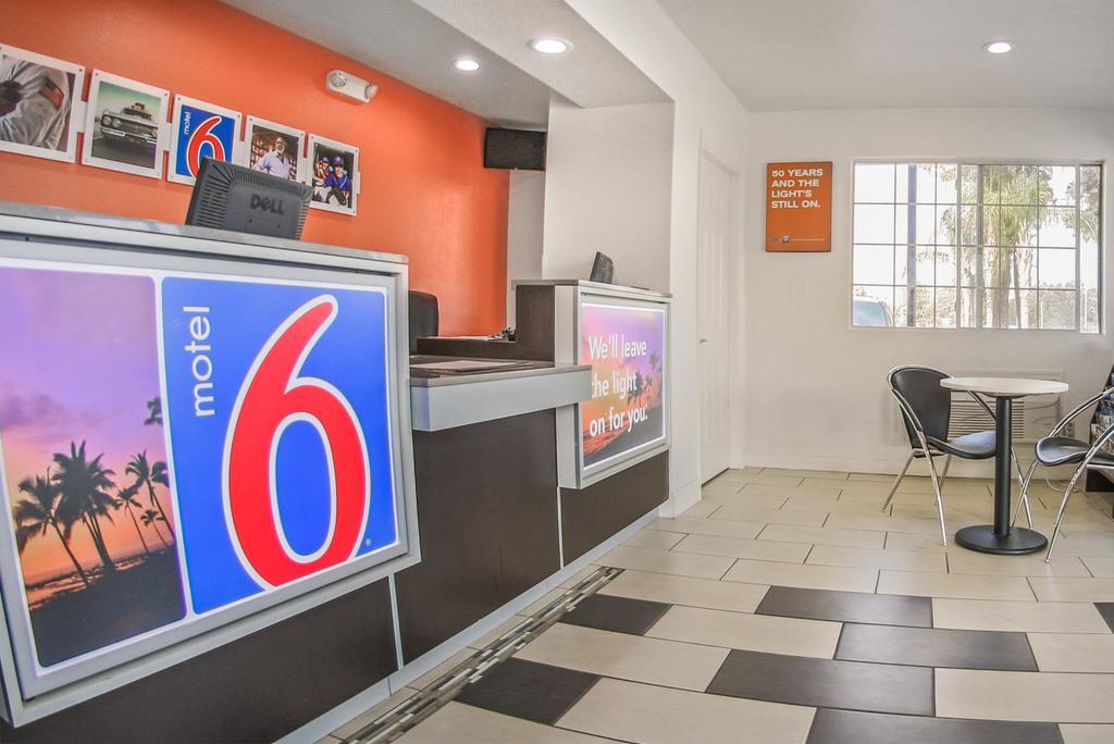 Motel 6-Visalia, Ca Екстериор снимка