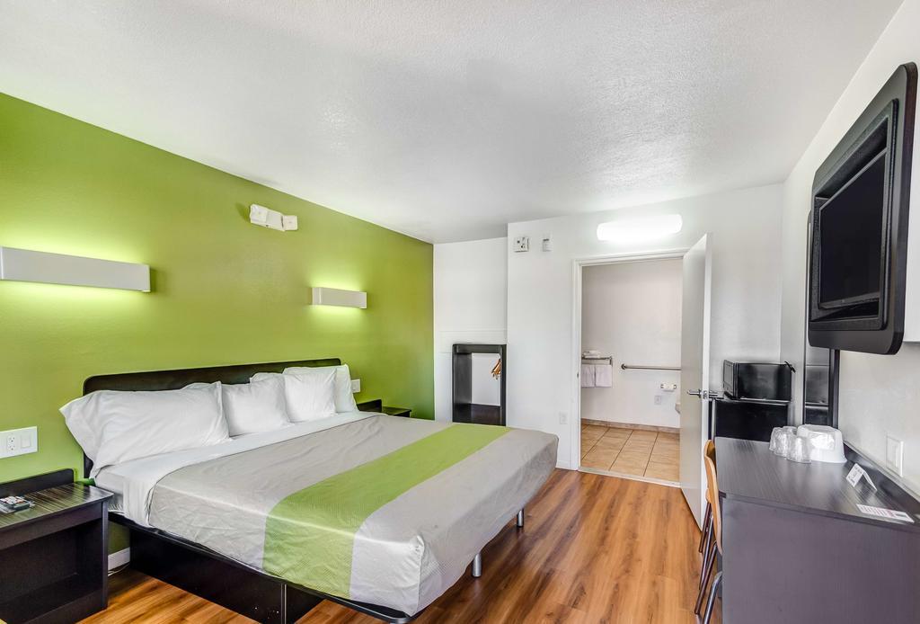 Motel 6-Visalia, Ca Екстериор снимка