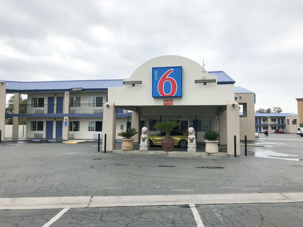 Motel 6-Visalia, Ca Екстериор снимка